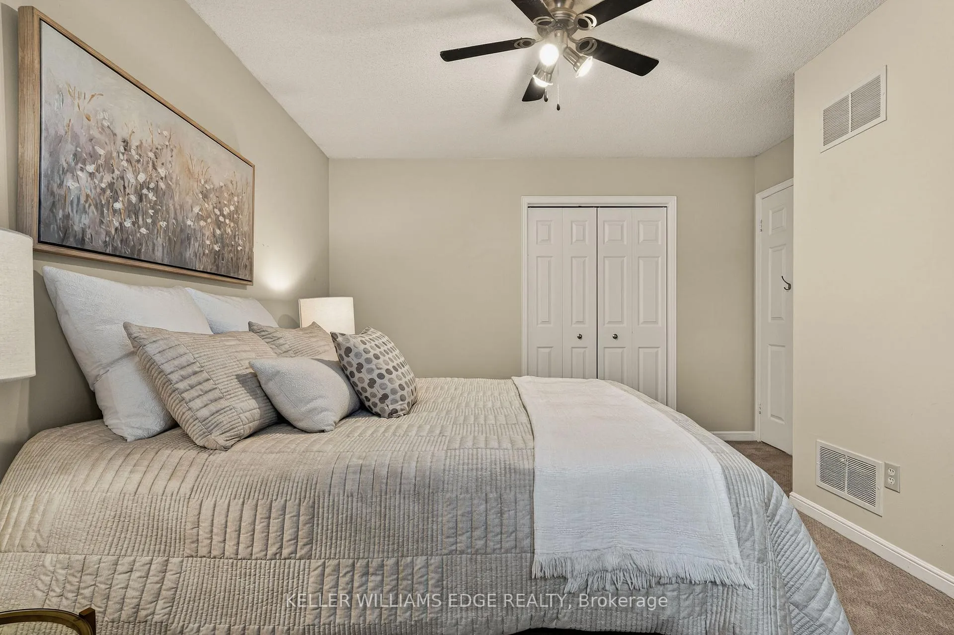 Photo 29 of 520 Woodview Road, Burlington, Roseland — HOMEH