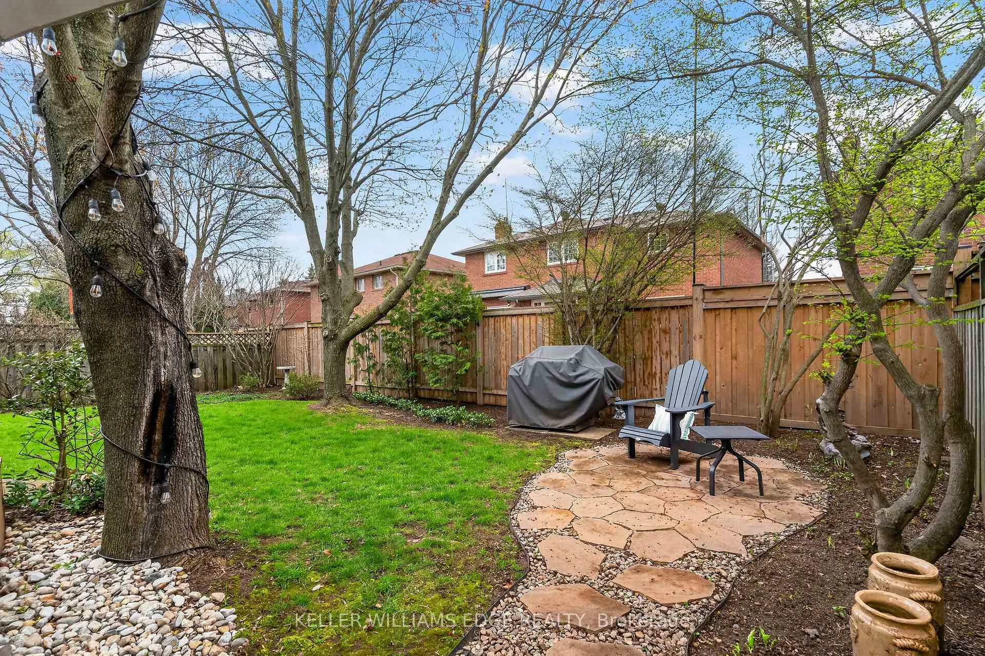 Photo 45 of 520 Woodview Road, Burlington, Roseland — HOMEH