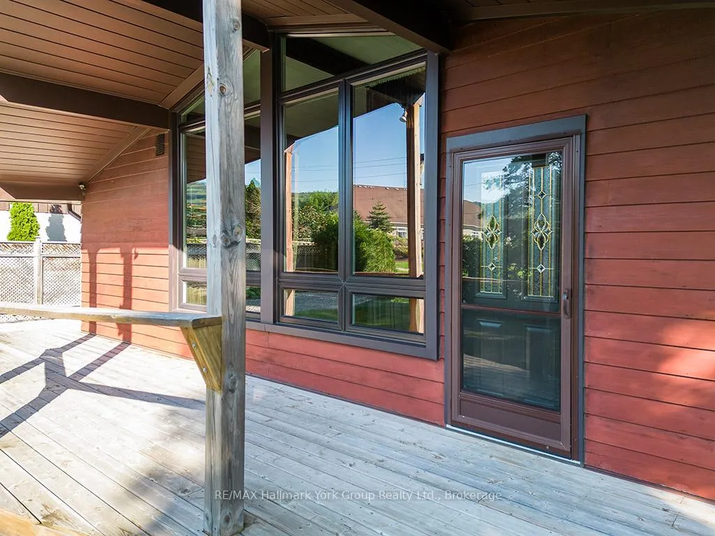 Photo 5 of 104 Ridgeview Drive, Blue Mountains — HOMEH