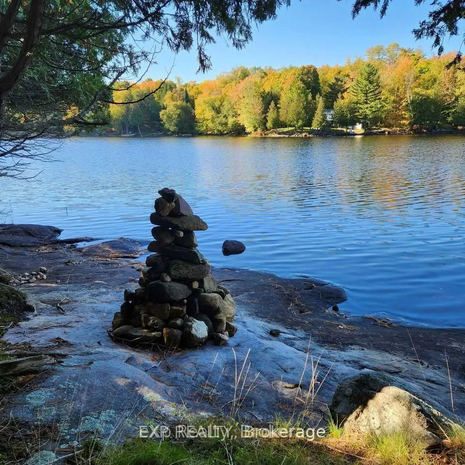 Photo 4 of 9 North Poverty Bay Road, Magnetawan, Ahmic Harbour — HOMEH
