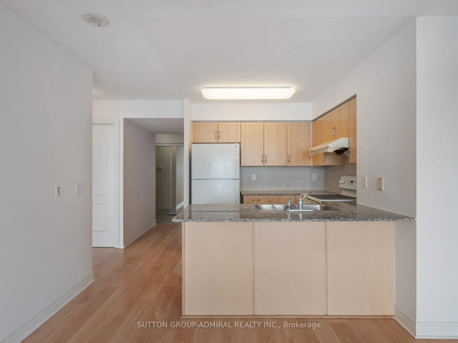 Photo 11 of Unit 1101, 60 Disera Drive, Vaughan, Beverley Glen — HOMEH
