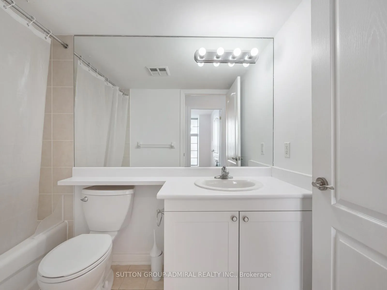Photo 23 of Unit 1101, 60 Disera Drive, Vaughan, Beverley Glen — HOMEH