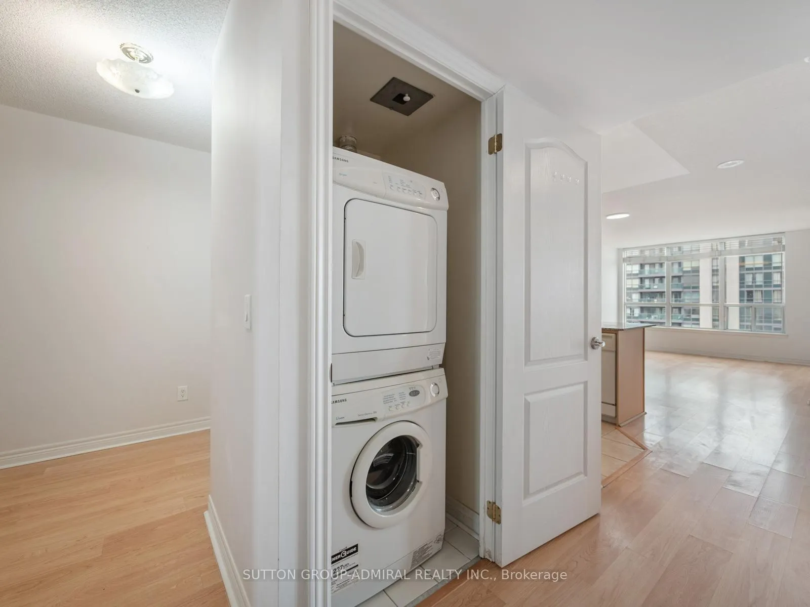 Photo 24 of Unit 1101, 60 Disera Drive, Vaughan, Beverley Glen — HOMEH