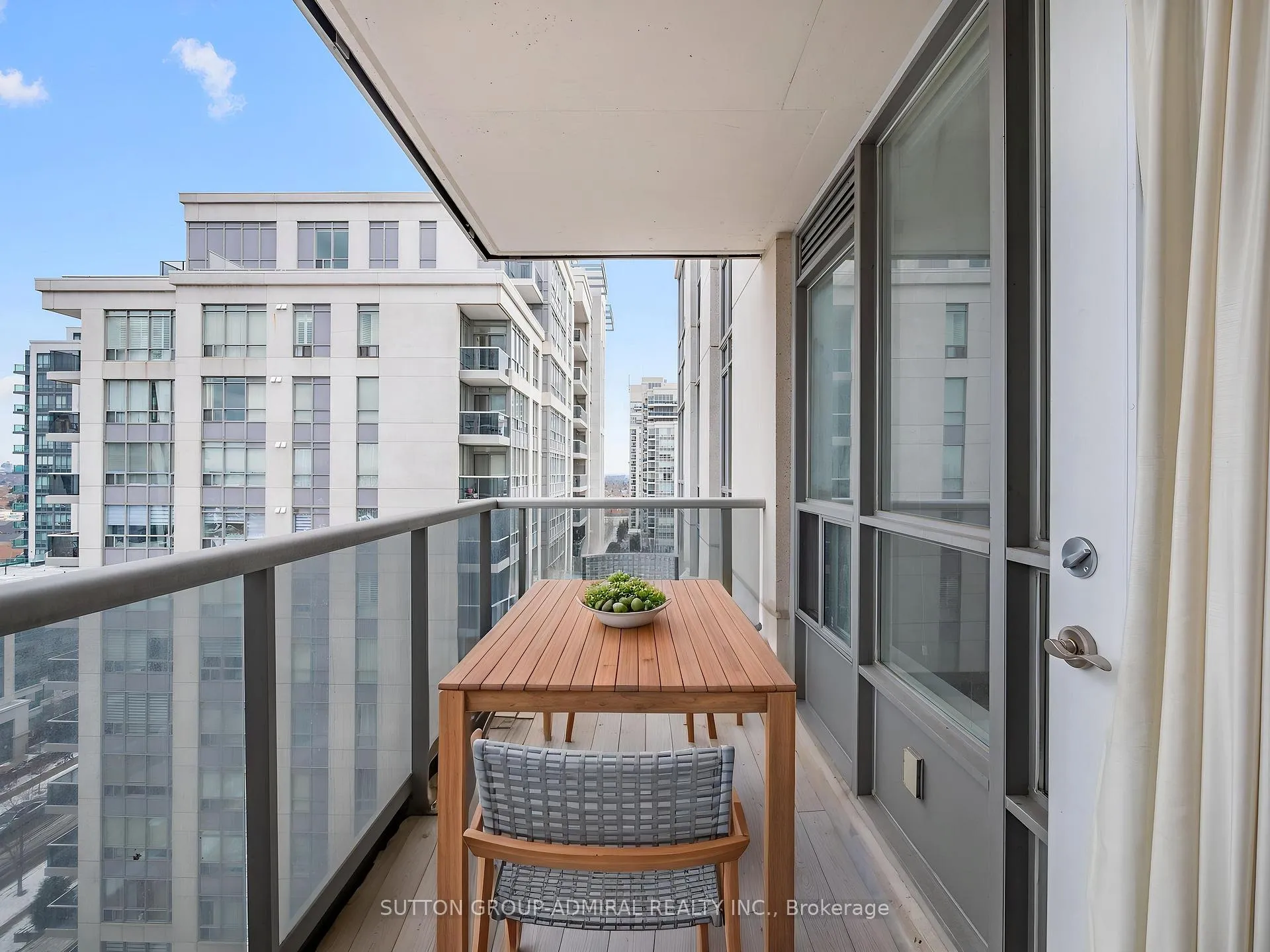Photo 25 of Unit 1101, 60 Disera Drive, Vaughan, Beverley Glen — HOMEH
