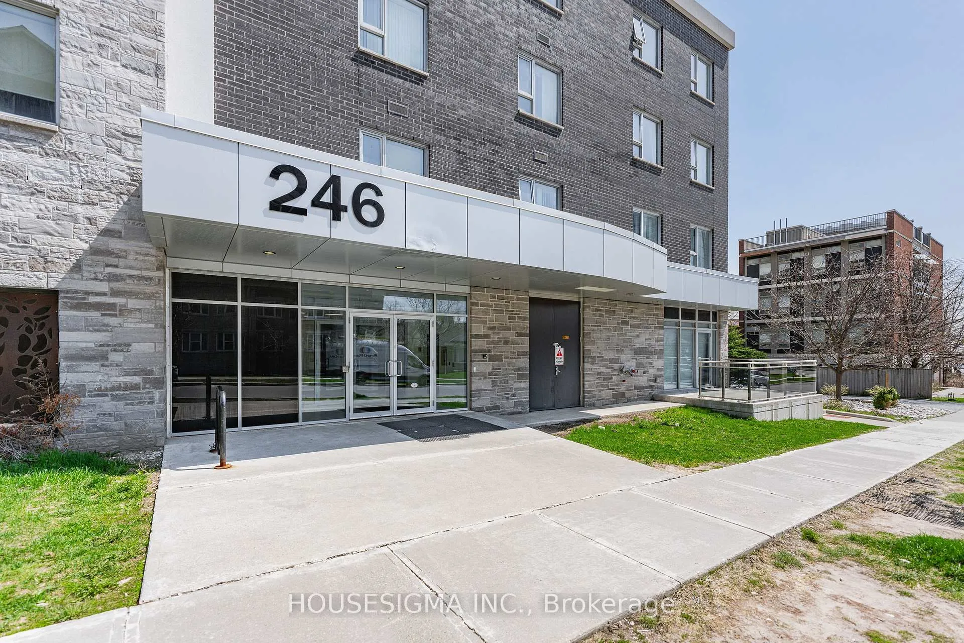 Photo 5 of Unit PH-03, 246 Lester Street, Waterloo, Beechwood/University — HOMEH