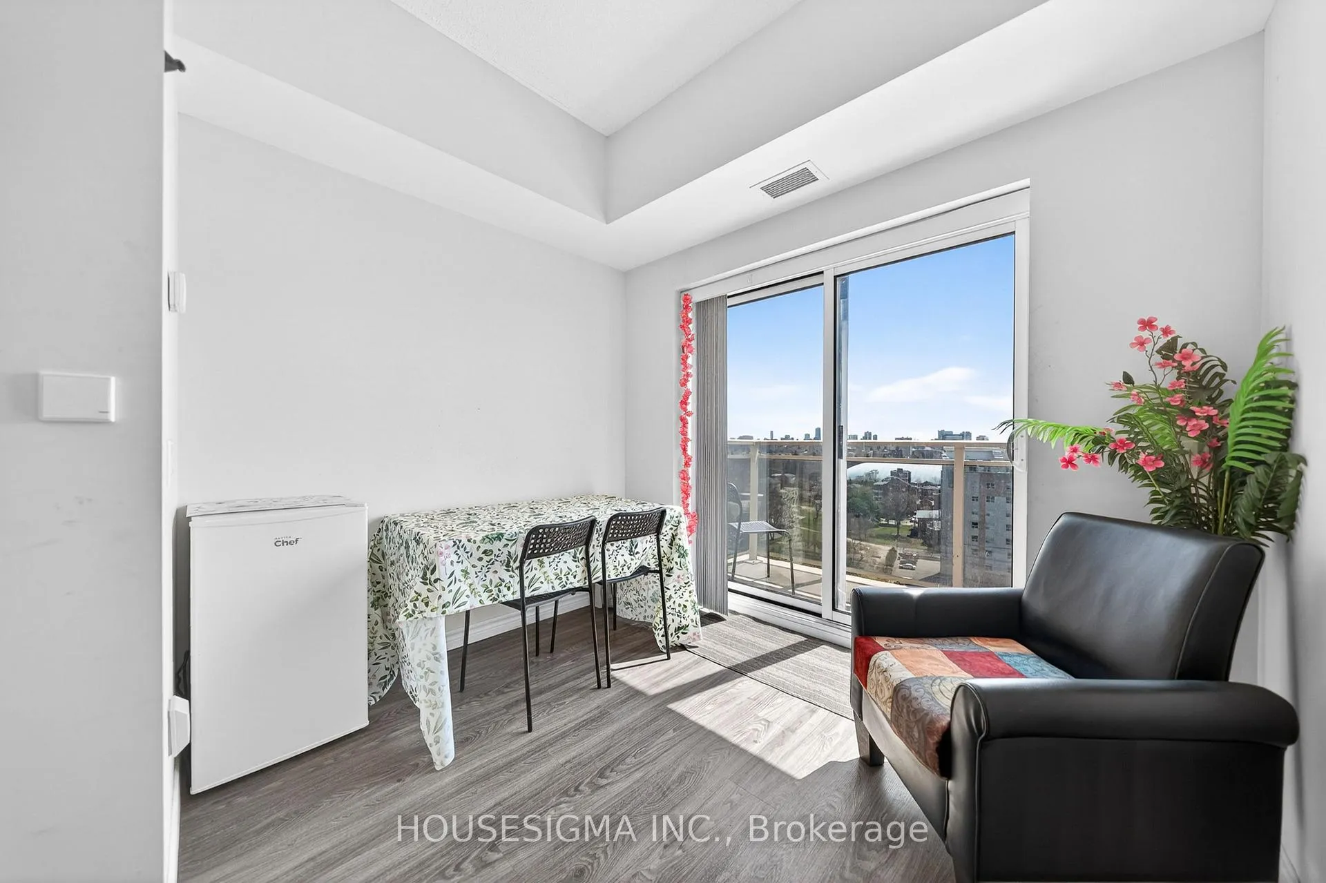 Photo 23 of Unit PH-03, 246 Lester Street, Waterloo, Beechwood/University — HOMEH