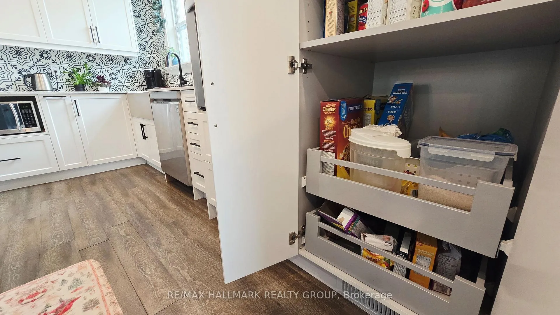 Photo 11 of 244 Baldwin Street, Ottawa, Constance Bay — HOMEH