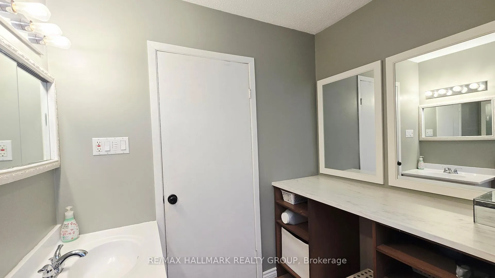 Photo 19 of 244 Baldwin Street, Ottawa, Constance Bay — HOMEH