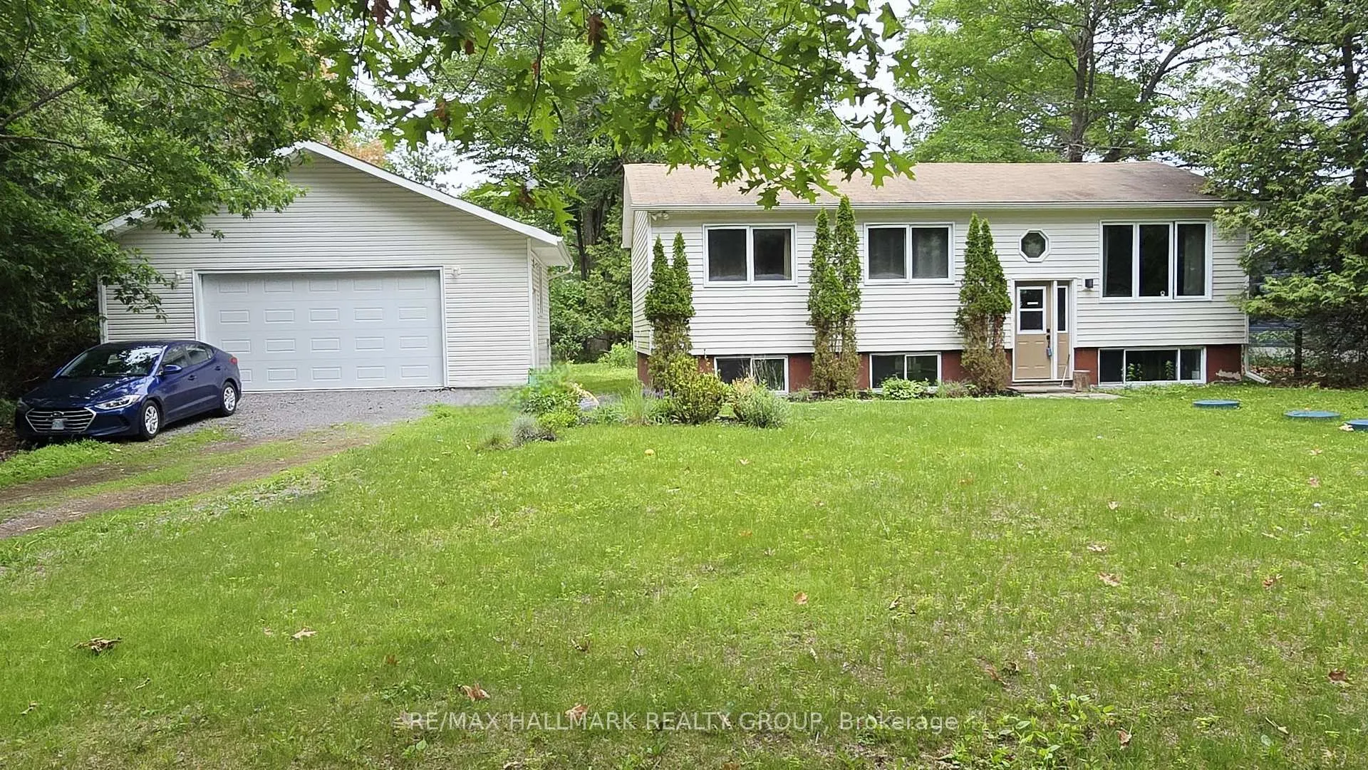 Photo 1 of 244 Baldwin Street, Ottawa, Constance Bay — HOMEH