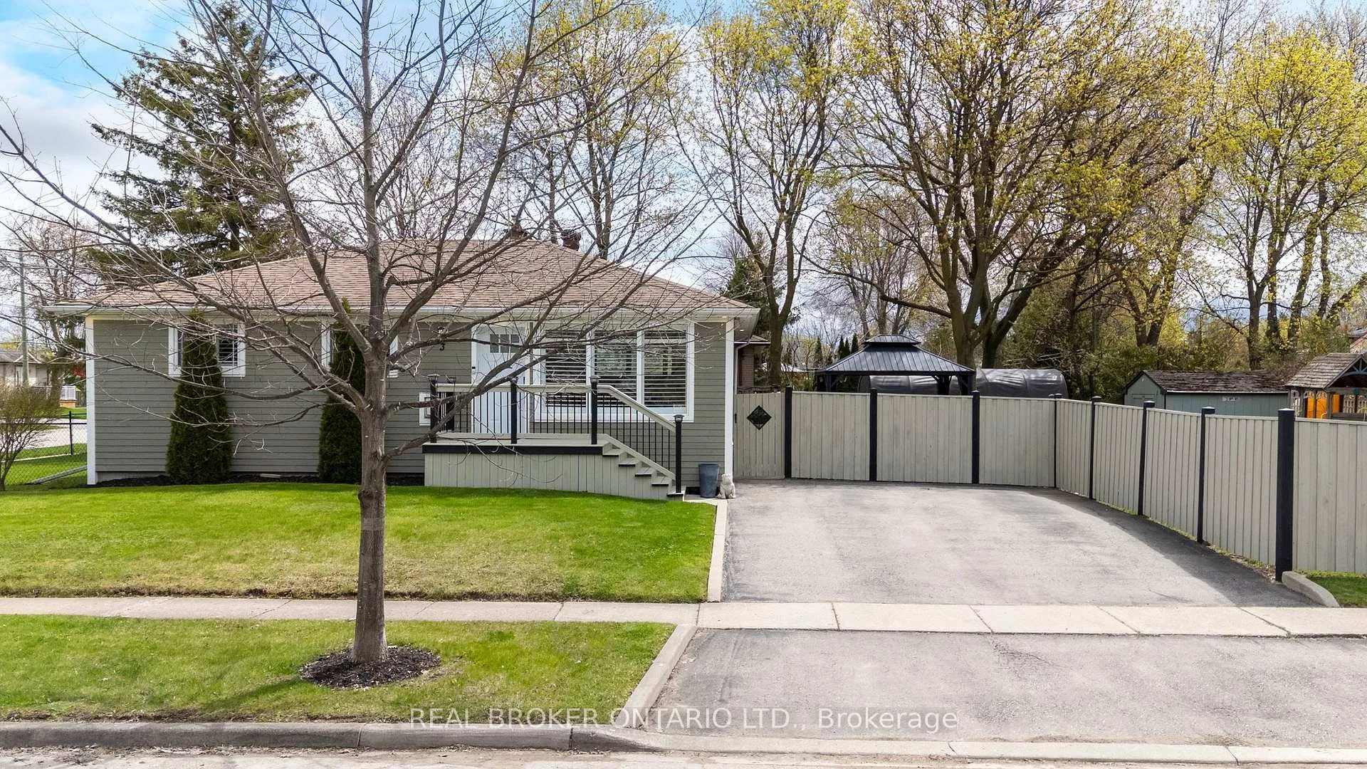 Photo 3 of 3 Allen Road, Halton Hills, Georgetown — HOMEH