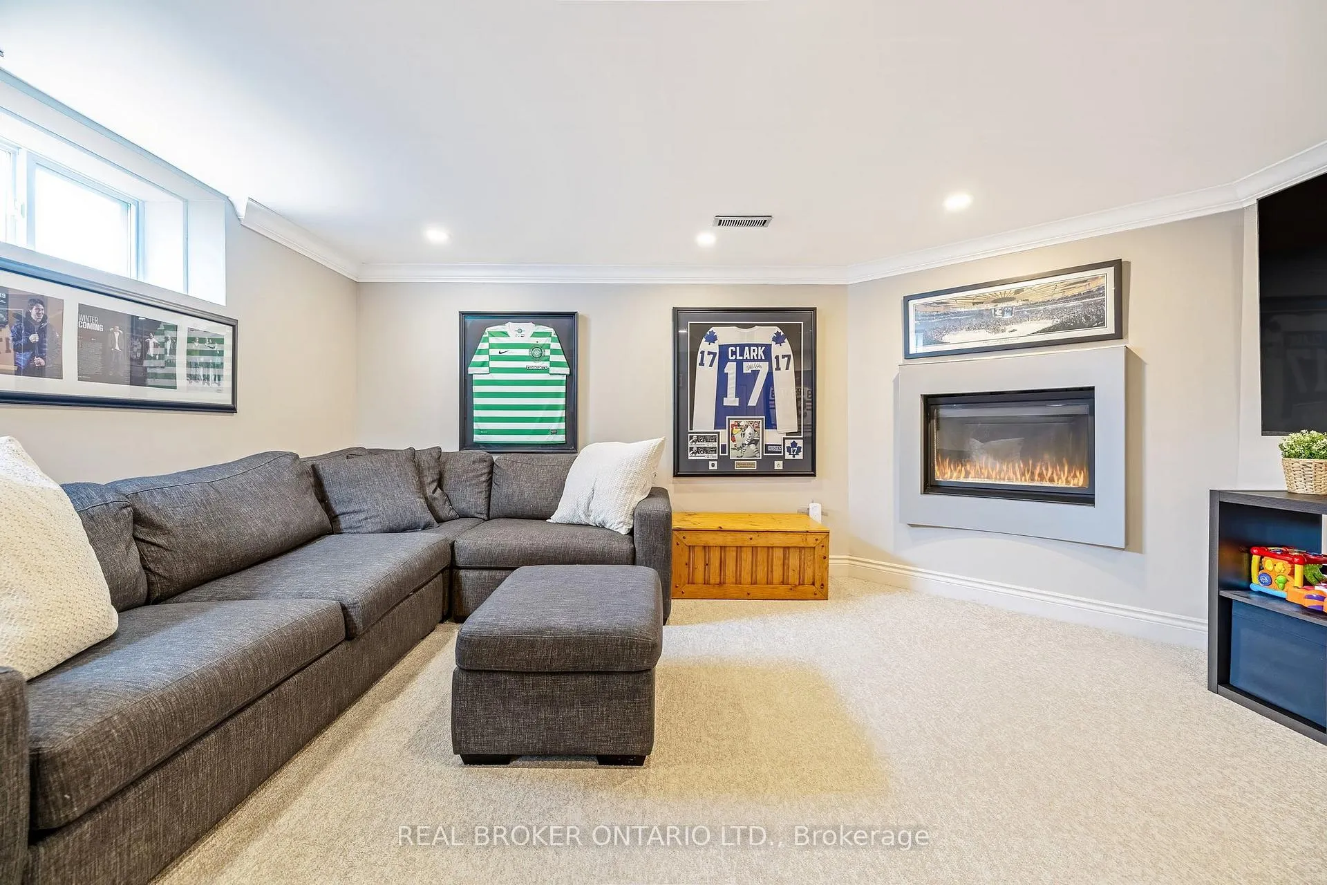 Photo 23 of 3 Allen Road, Halton Hills, Georgetown — HOMEH