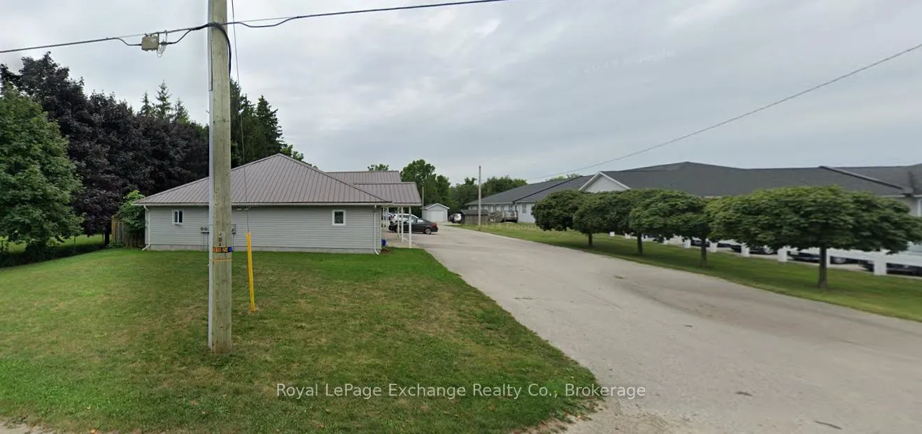 Photo 2 of Unit 4, 28a Park Street, Huron-Kinloss — HOMEH