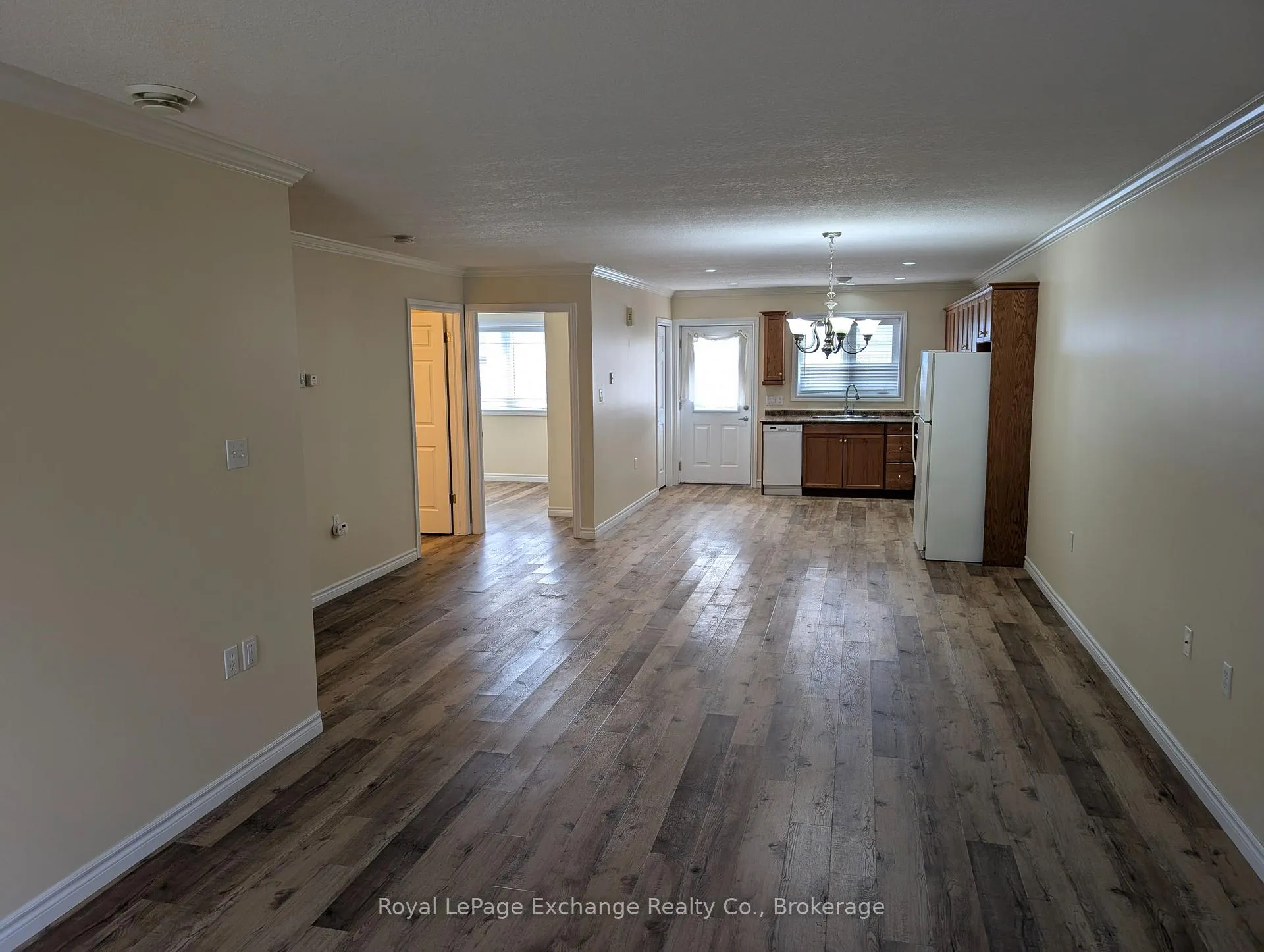 Photo 3 of Unit 4, 28a Park Street, Huron-Kinloss — HOMEH