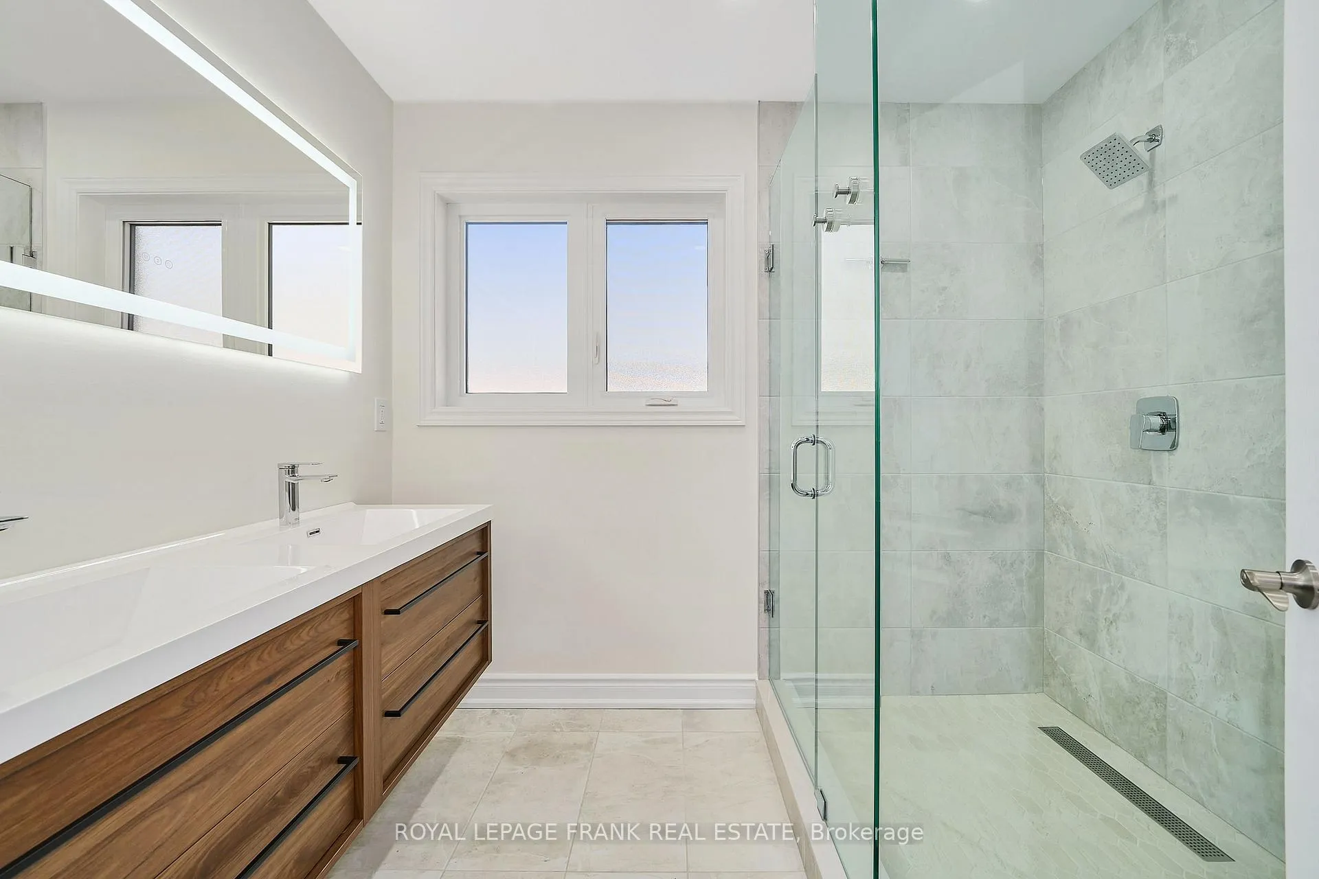 Photo 19 of 16 Treen Crescent, Whitby, Rolling Acres — HOMEH