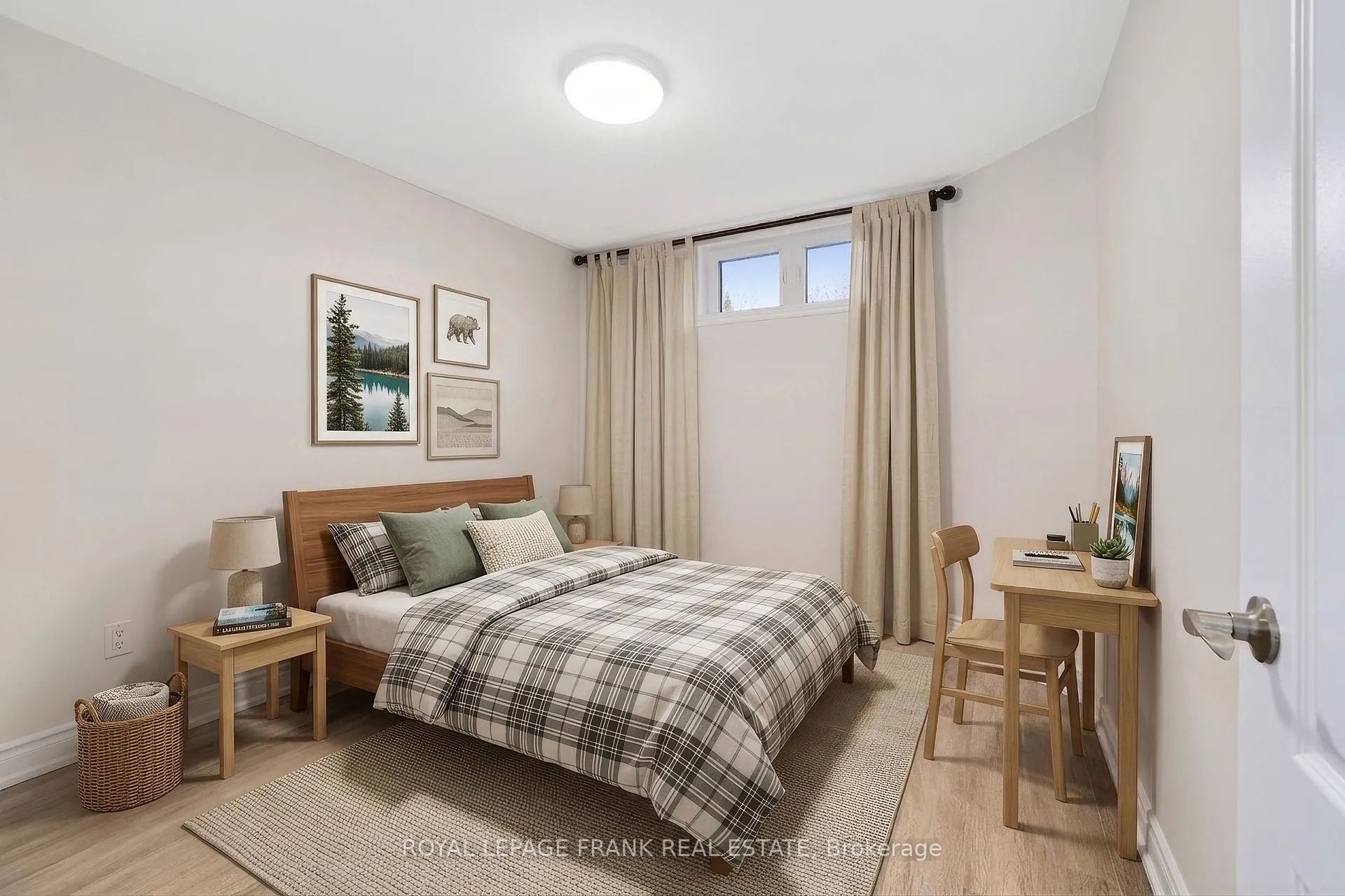 Photo 24 of 16 Treen Crescent, Whitby, Rolling Acres — HOMEH