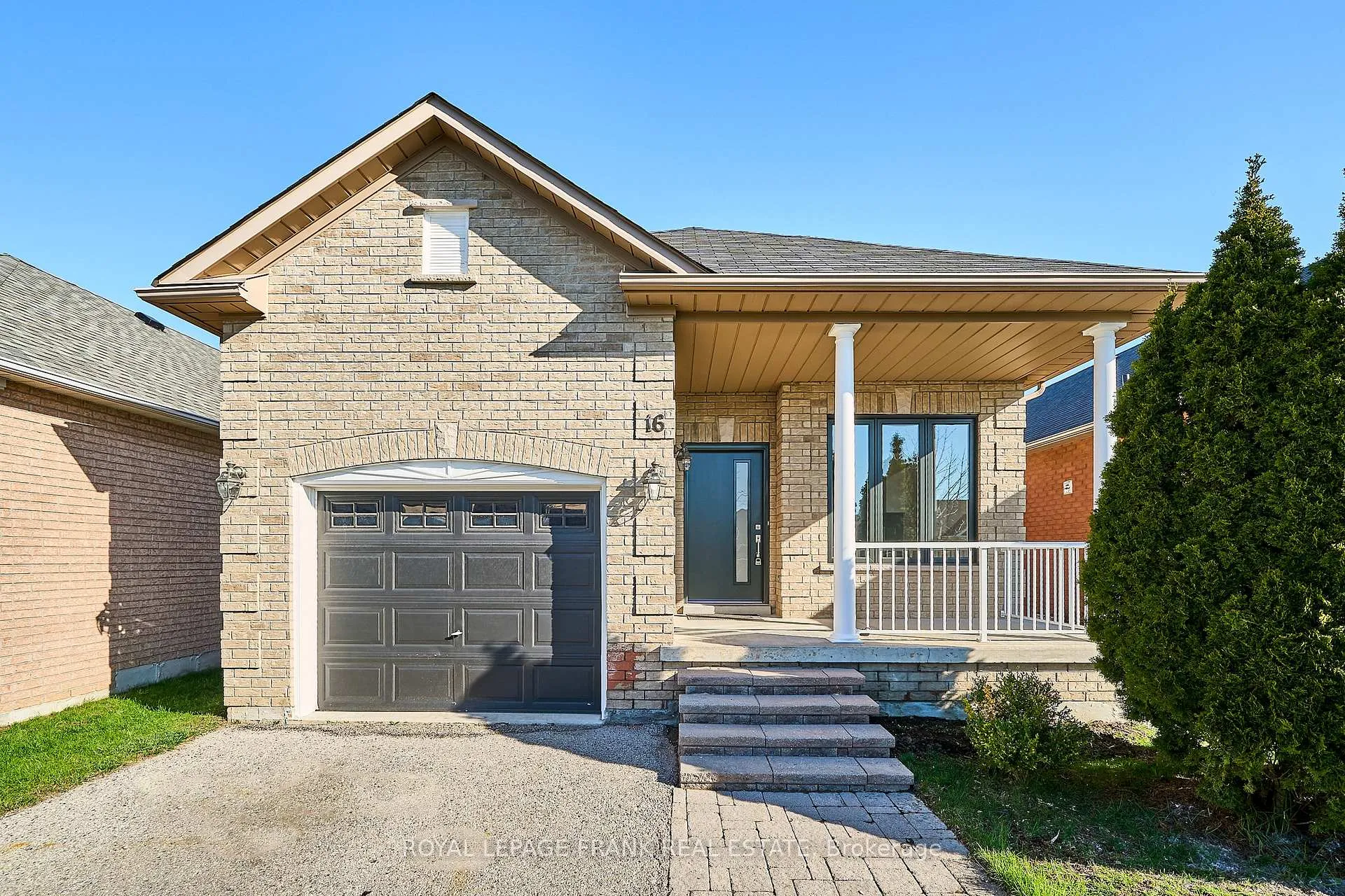 Photo 30 of 16 Treen Crescent, Whitby, Rolling Acres — HOMEH