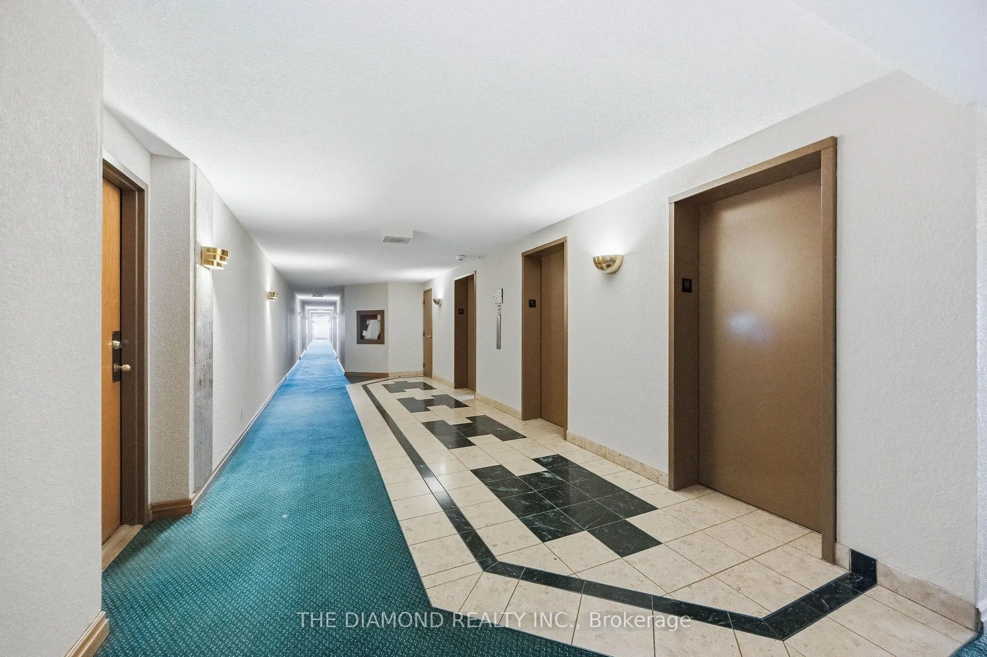 Photo 4 of Unit 1603, 61 Markbrook Lane, Etobicoke, Mount Olive-Silverstone-Jamestown — HOMEH