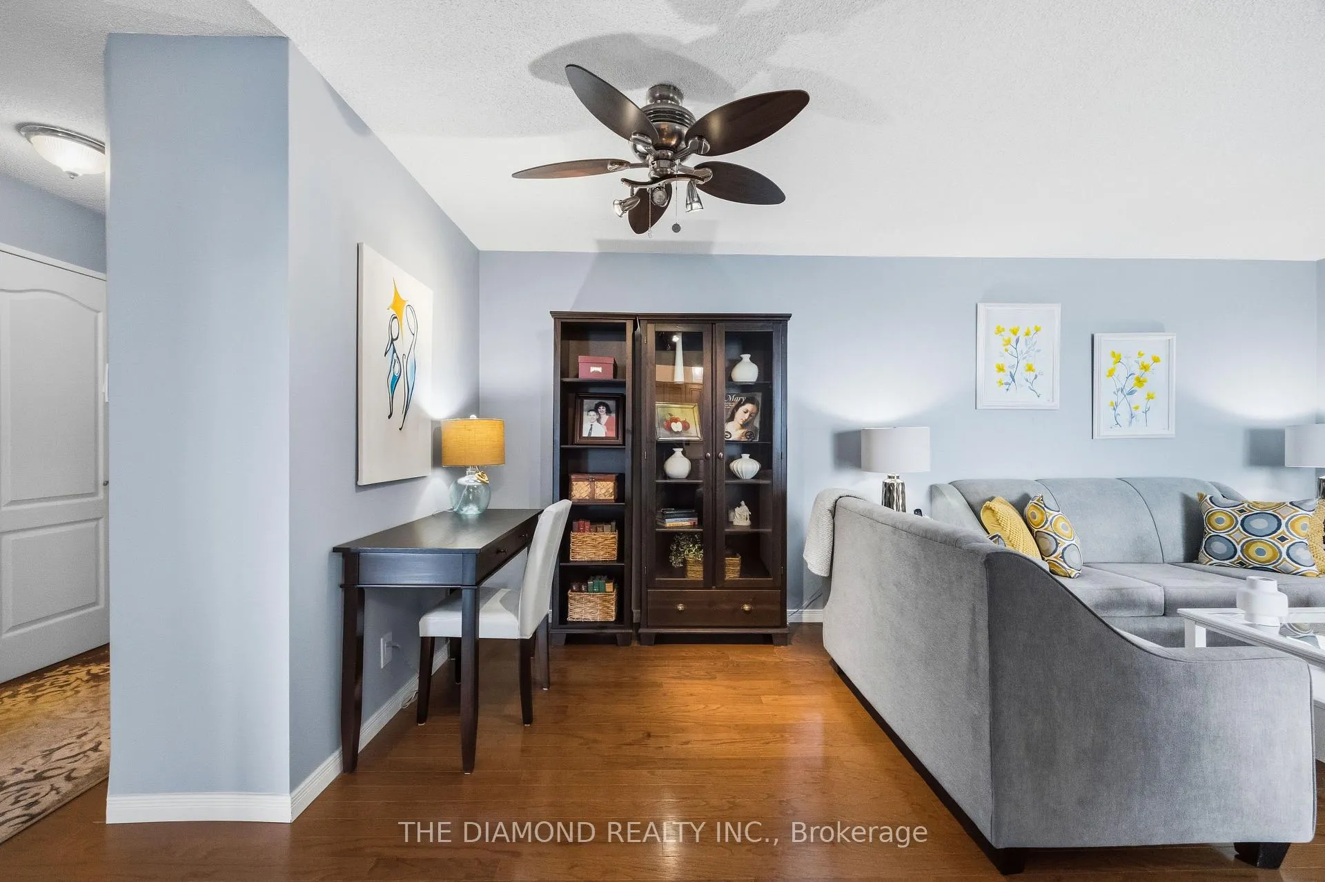 Photo 13 of Unit 1603, 61 Markbrook Lane, Etobicoke, Mount Olive-Silverstone-Jamestown — HOMEH