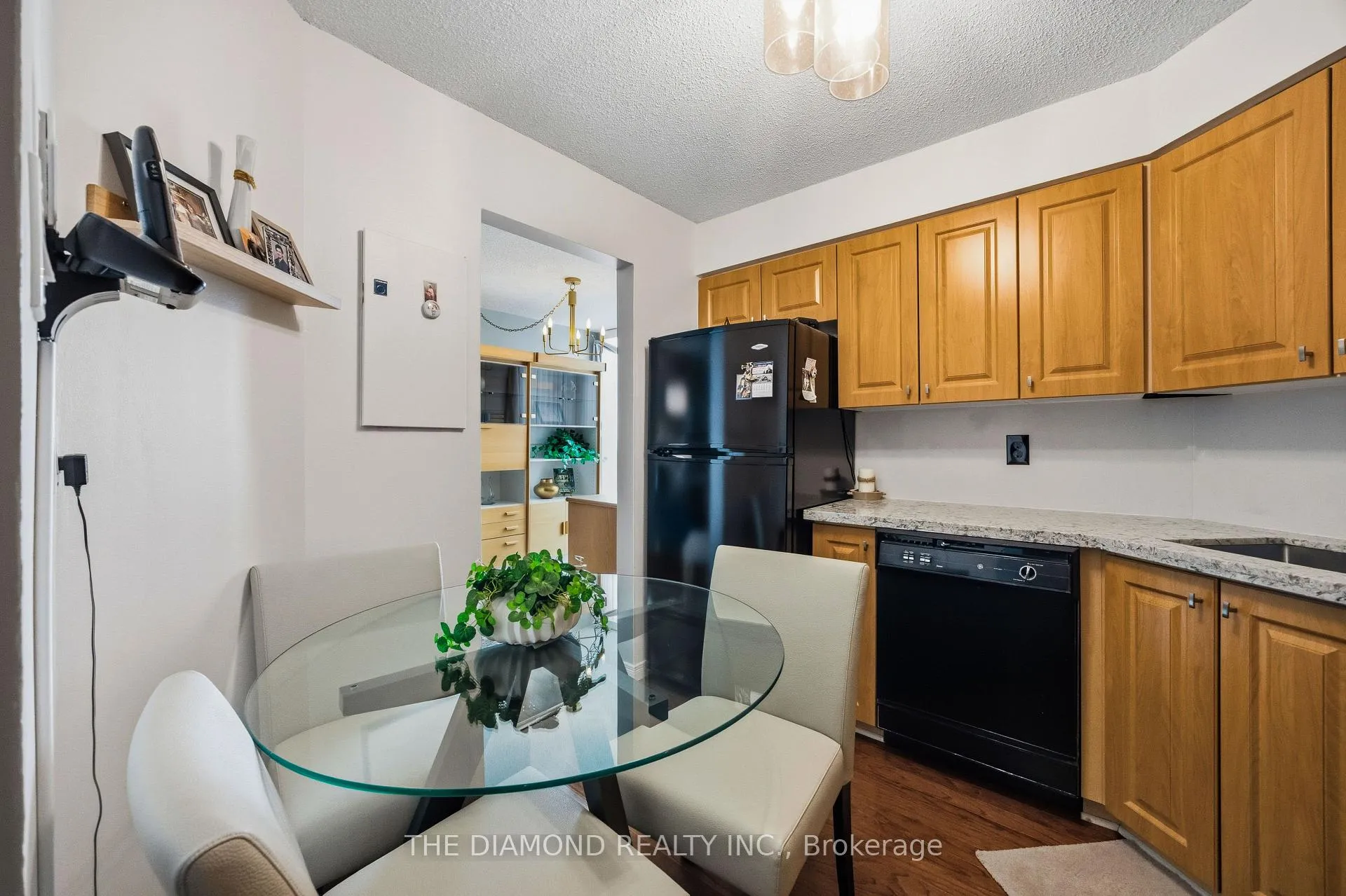 Photo 23 of Unit 1603, 61 Markbrook Lane, Etobicoke, Mount Olive-Silverstone-Jamestown — HOMEH