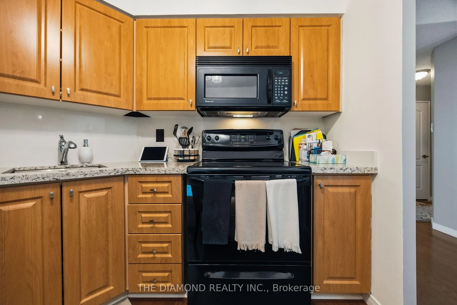 Photo 25 of Unit 1603, 61 Markbrook Lane, Etobicoke, Mount Olive-Silverstone-Jamestown — HOMEH