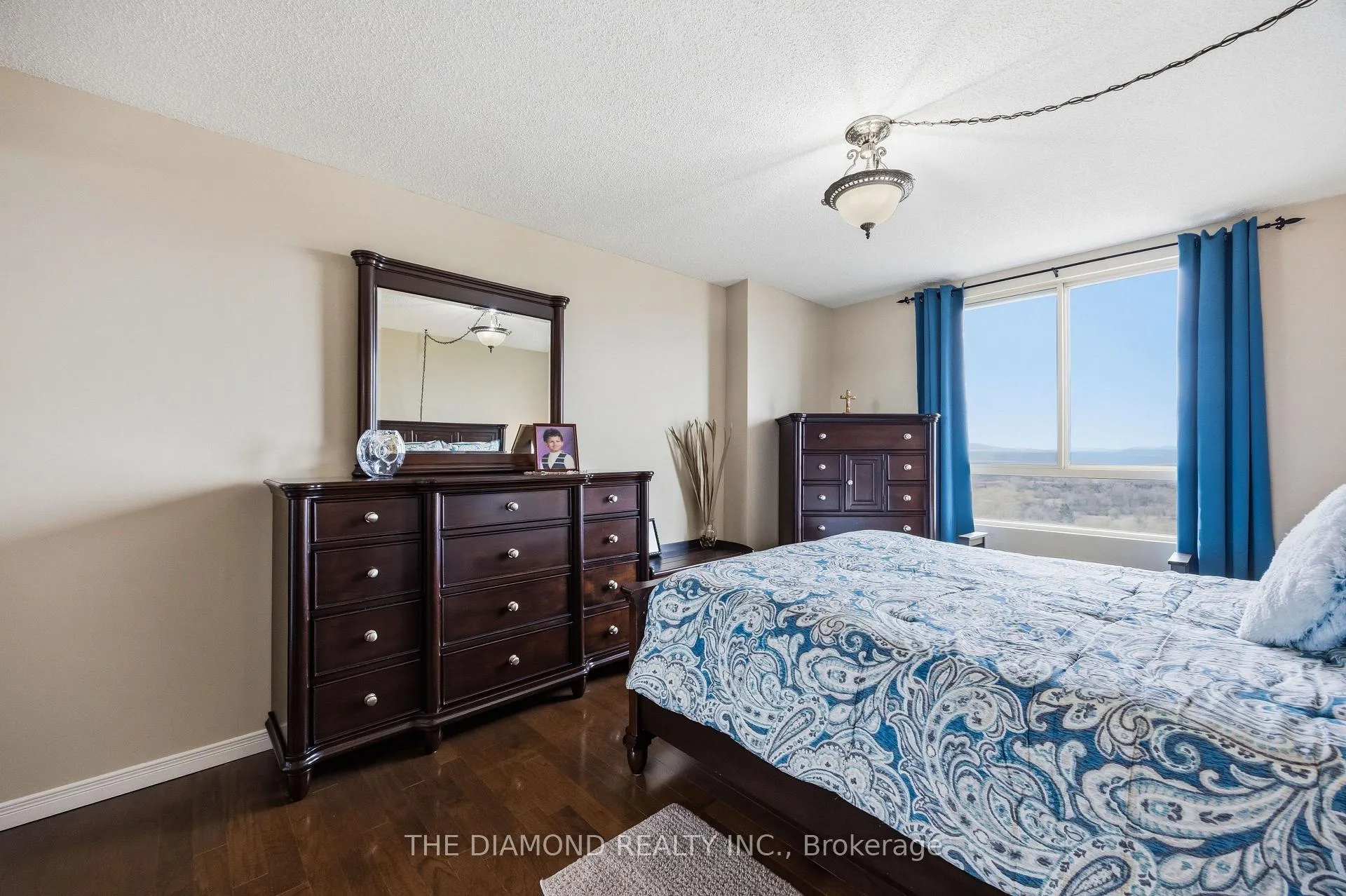 Photo 30 of Unit 1603, 61 Markbrook Lane, Etobicoke, Mount Olive-Silverstone-Jamestown — HOMEH