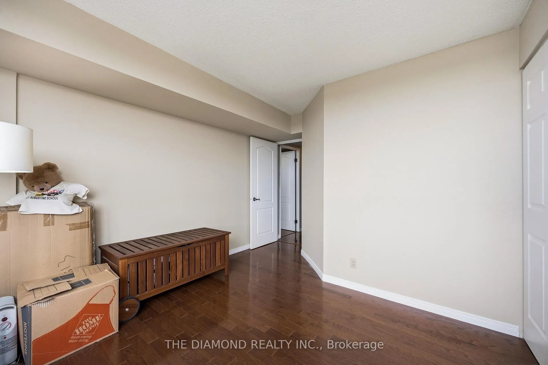 Photo 37 of Unit 1603, 61 Markbrook Lane, Etobicoke, Mount Olive-Silverstone-Jamestown — HOMEH