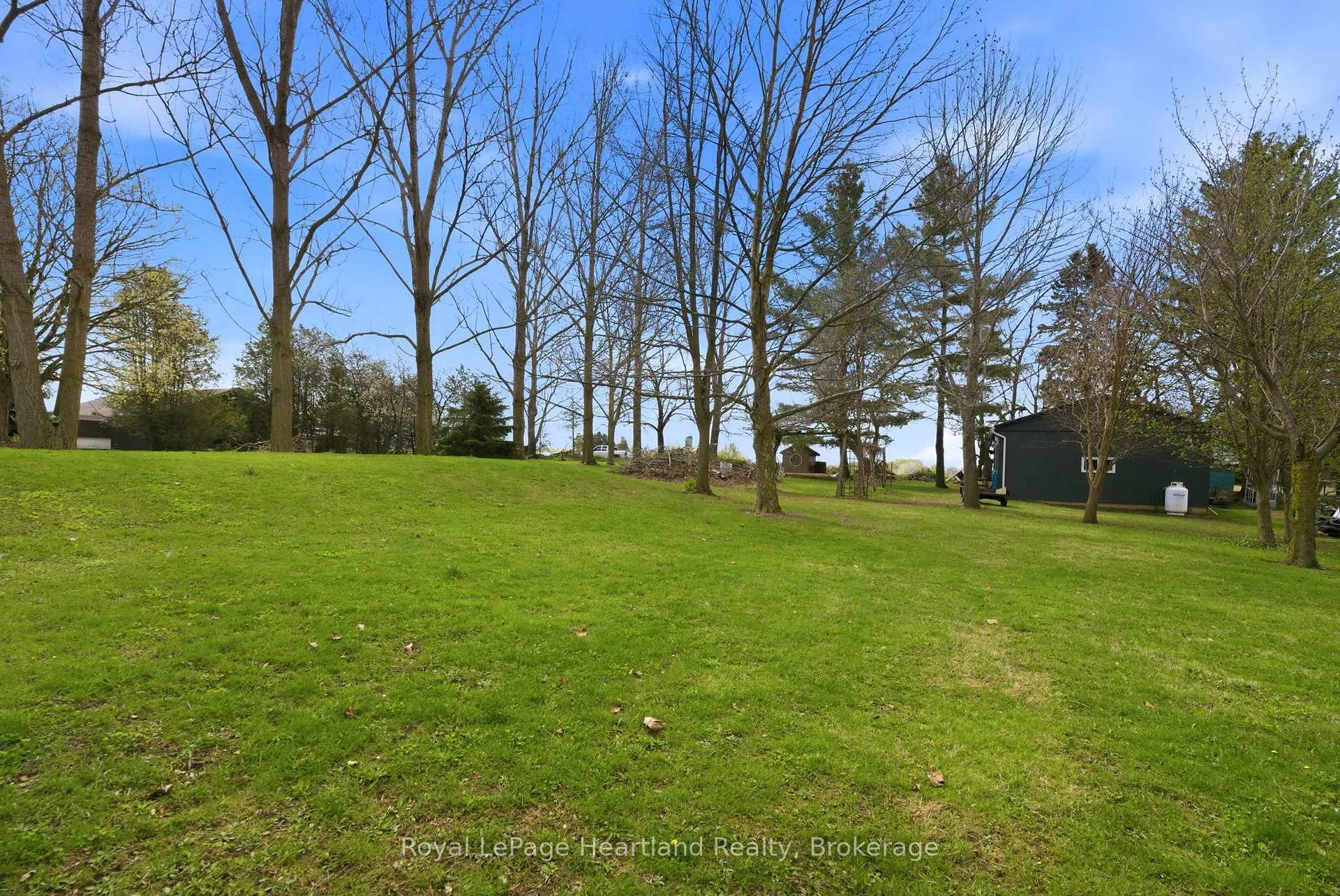 Photo 38 of 125 Johns Avenue, Central Huron, Hullett — HOMEH