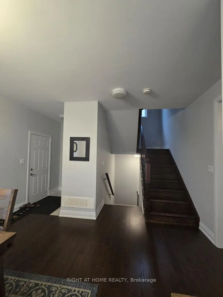 Photo 12 of 2 Periwinkle Road, Springwater, Midhurst — HOMEH