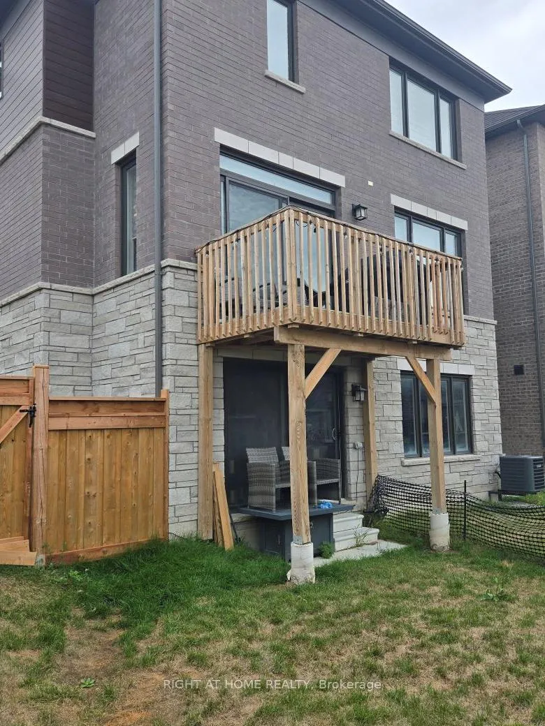 Photo 25 of 2 Periwinkle Road, Springwater, Midhurst — HOMEH