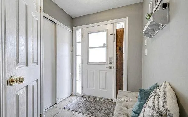 Photo 4 of Unit Main, 179 Cornish Drive, Clarington, Courtice — HOMEH
