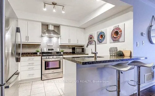 Photo 6 of Unit Main, 179 Cornish Drive, Clarington, Courtice — HOMEH