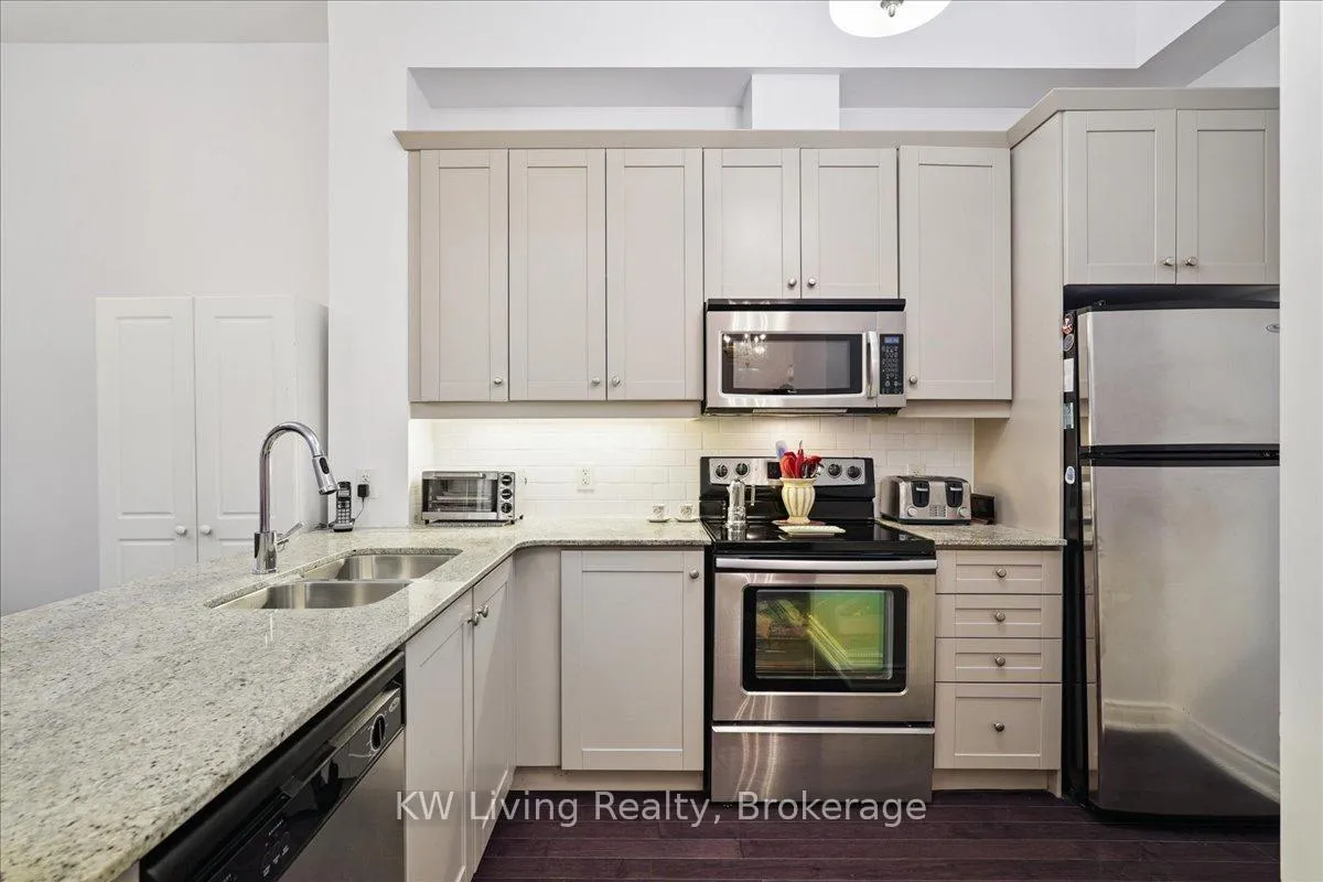 Photo 13 of Unit 112, 281 Woodbridge Avenue, Vaughan, West Woodbridge — HOMEH