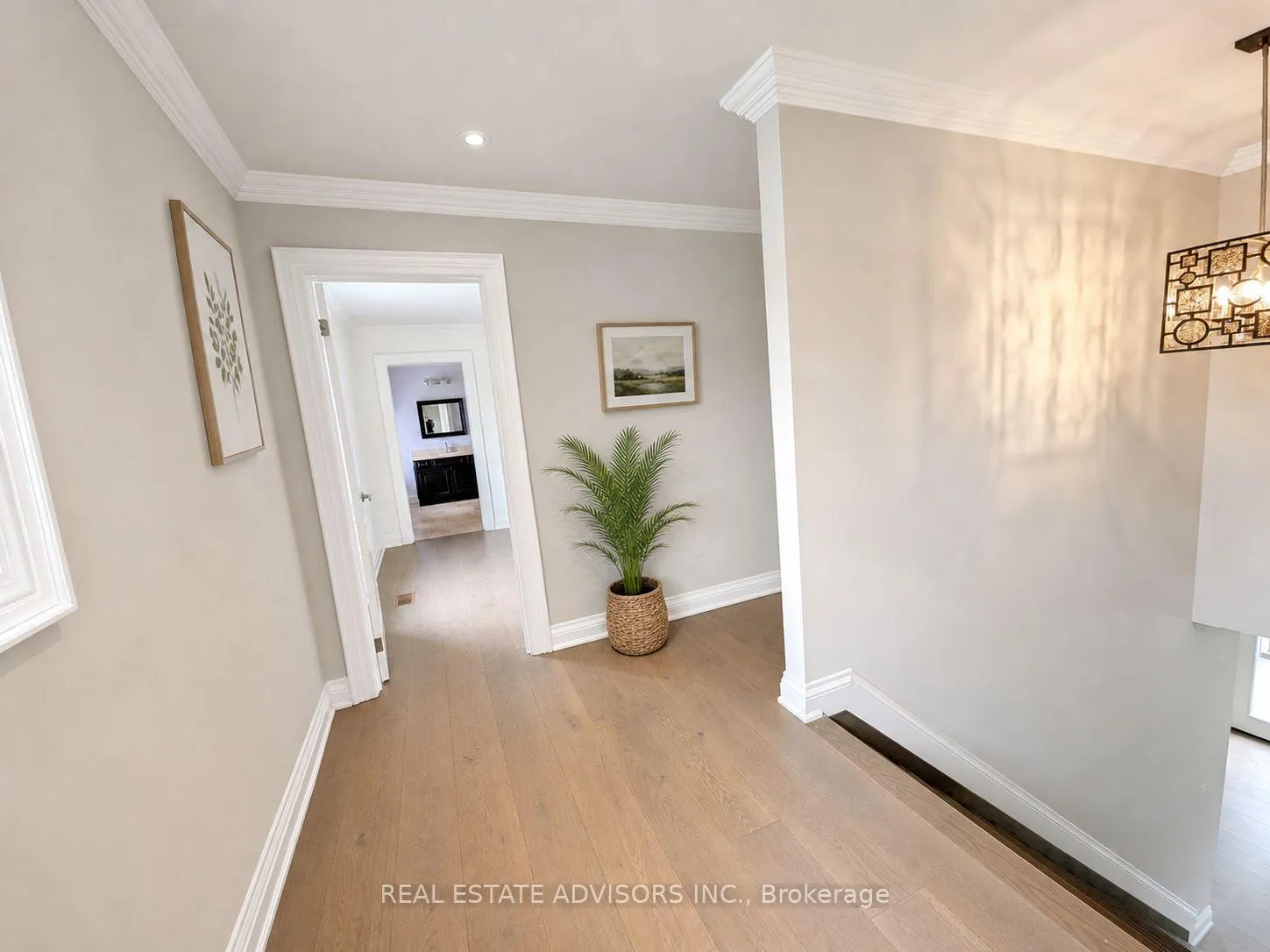 Photo 14 of 428 Maplehurst Avenue, Oakville, West — HOMEH