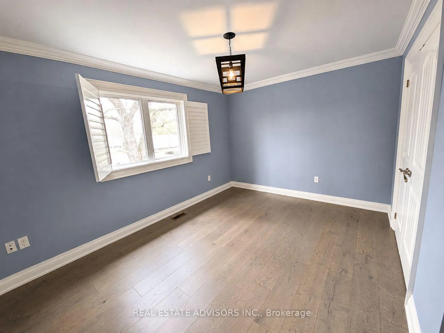 Photo 19 of 428 Maplehurst Avenue, Oakville, West — HOMEH