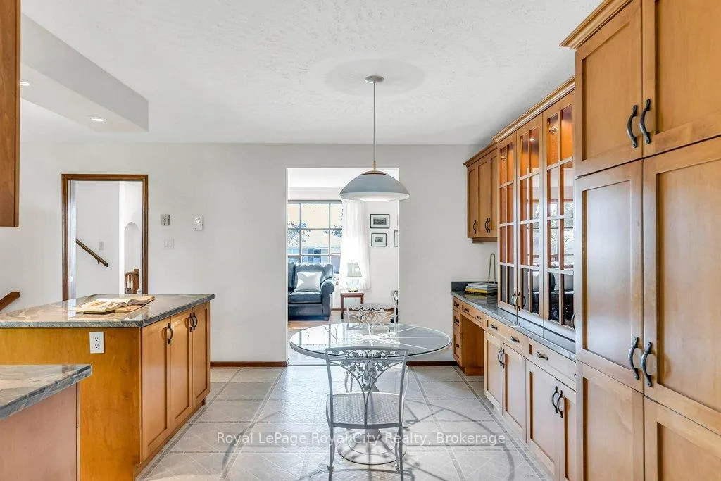 Photo 15 of 40 Keats Crescent, Guelph, Kortright West — HOMEH