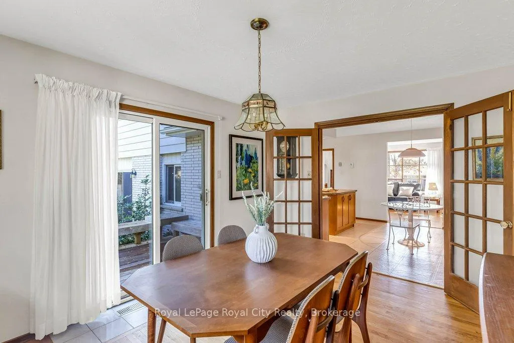 Photo 18 of 40 Keats Crescent, Guelph, Kortright West — HOMEH