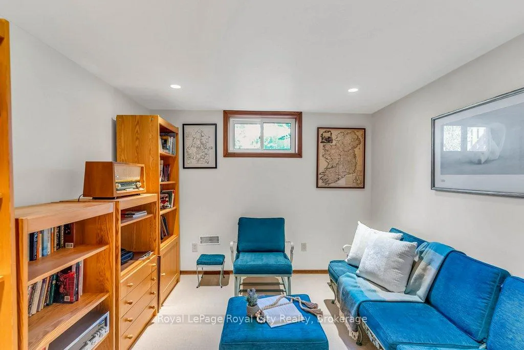 Photo 30 of 40 Keats Crescent, Guelph, Kortright West — HOMEH