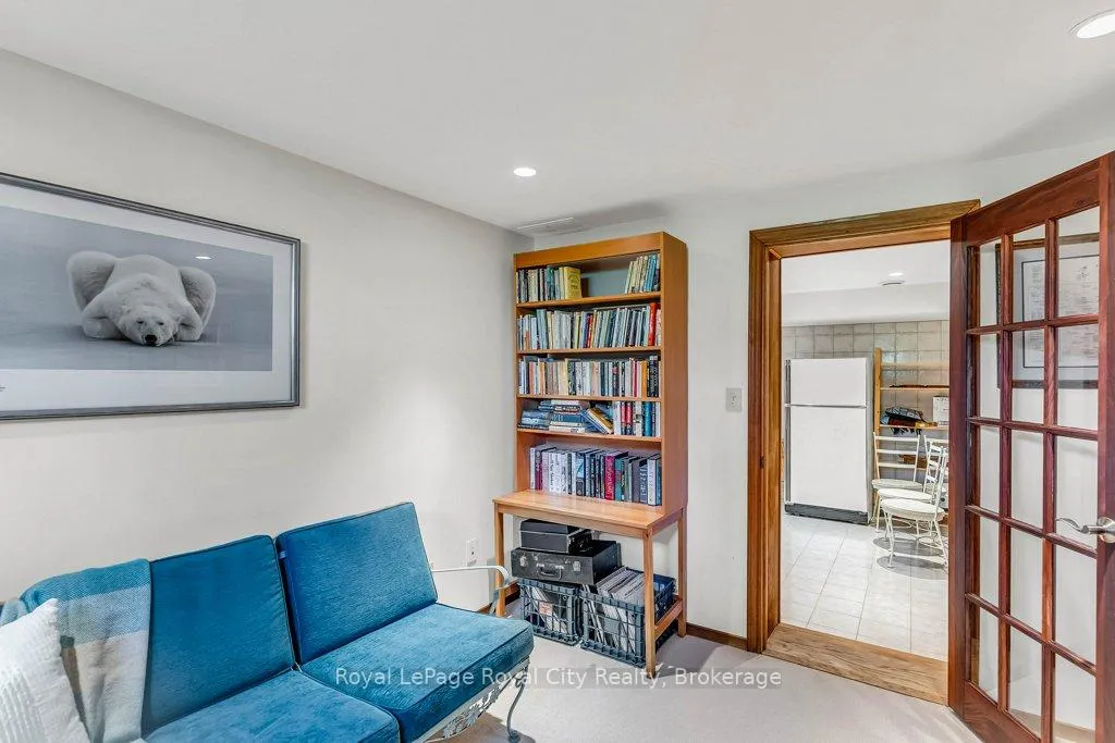 Photo 32 of 40 Keats Crescent, Guelph, Kortright West — HOMEH