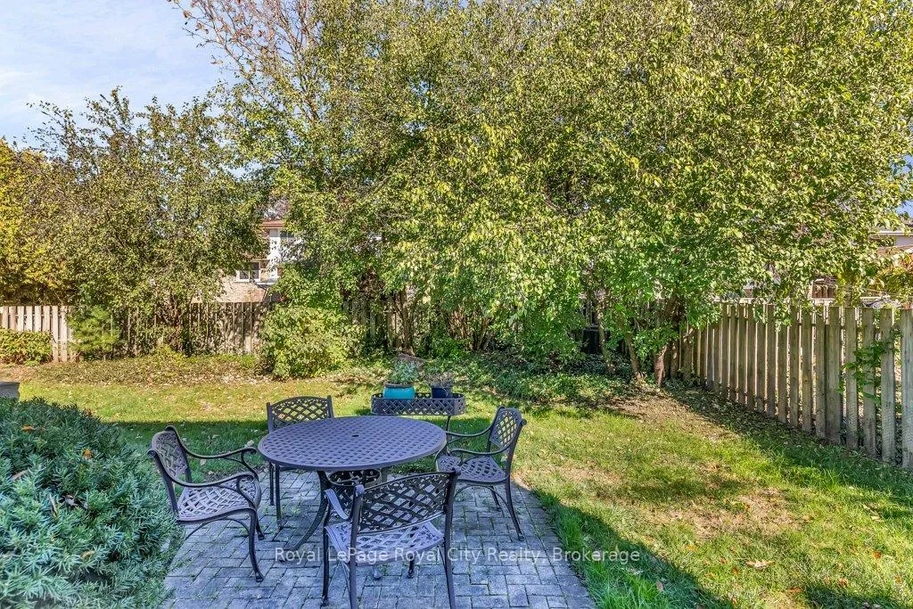 Photo 41 of 40 Keats Crescent, Guelph, Kortright West — HOMEH