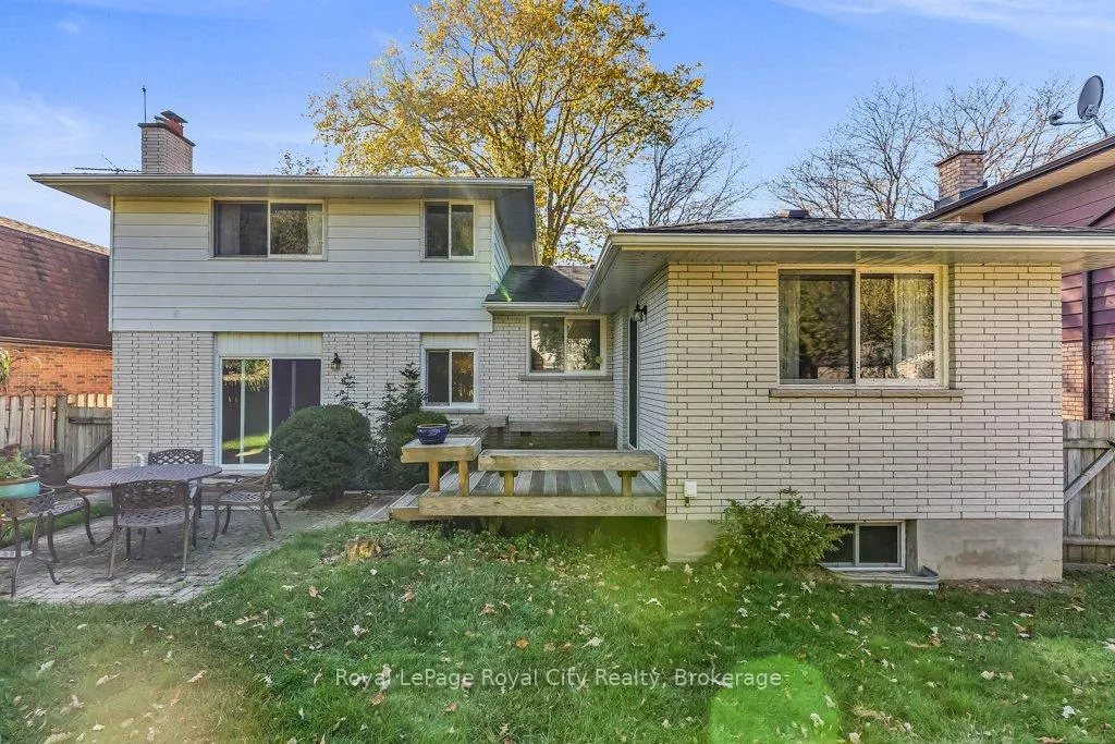 Photo 43 of 40 Keats Crescent, Guelph, Kortright West — HOMEH