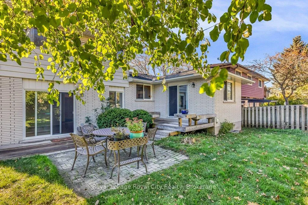 Photo 44 of 40 Keats Crescent, Guelph, Kortright West — HOMEH