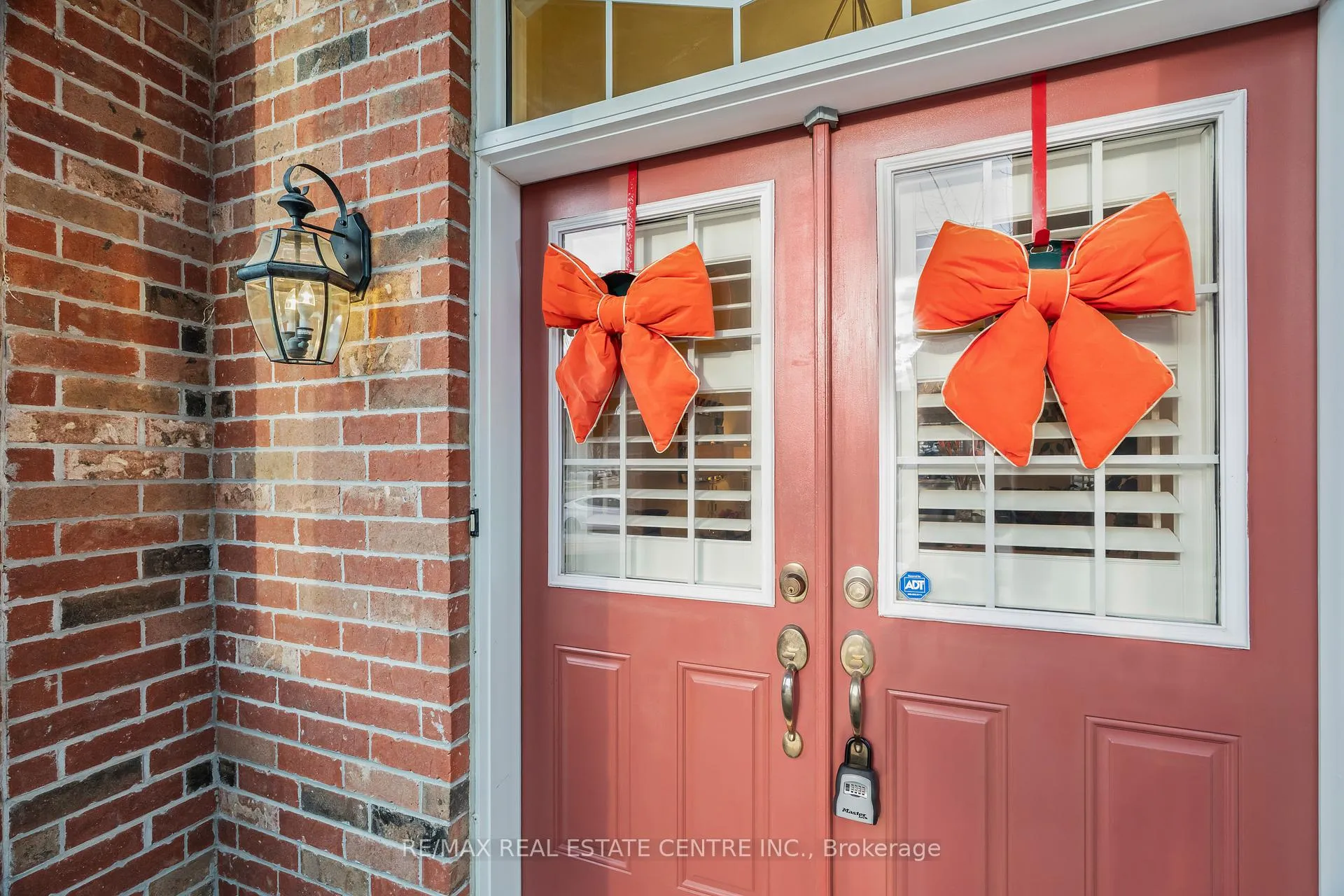 Photo 4 of 15 Helman Road, Brampton, Sandringham-Wellington — HOMEH