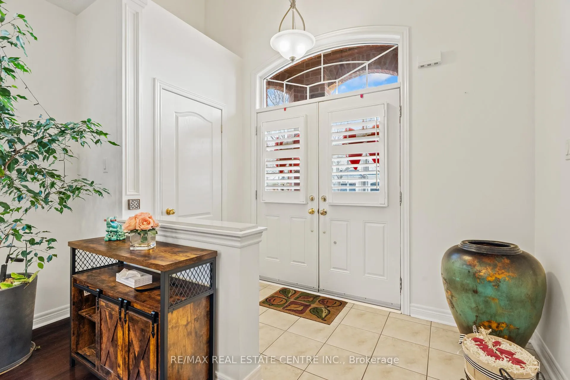 Photo 5 of 15 Helman Road, Brampton, Sandringham-Wellington — HOMEH