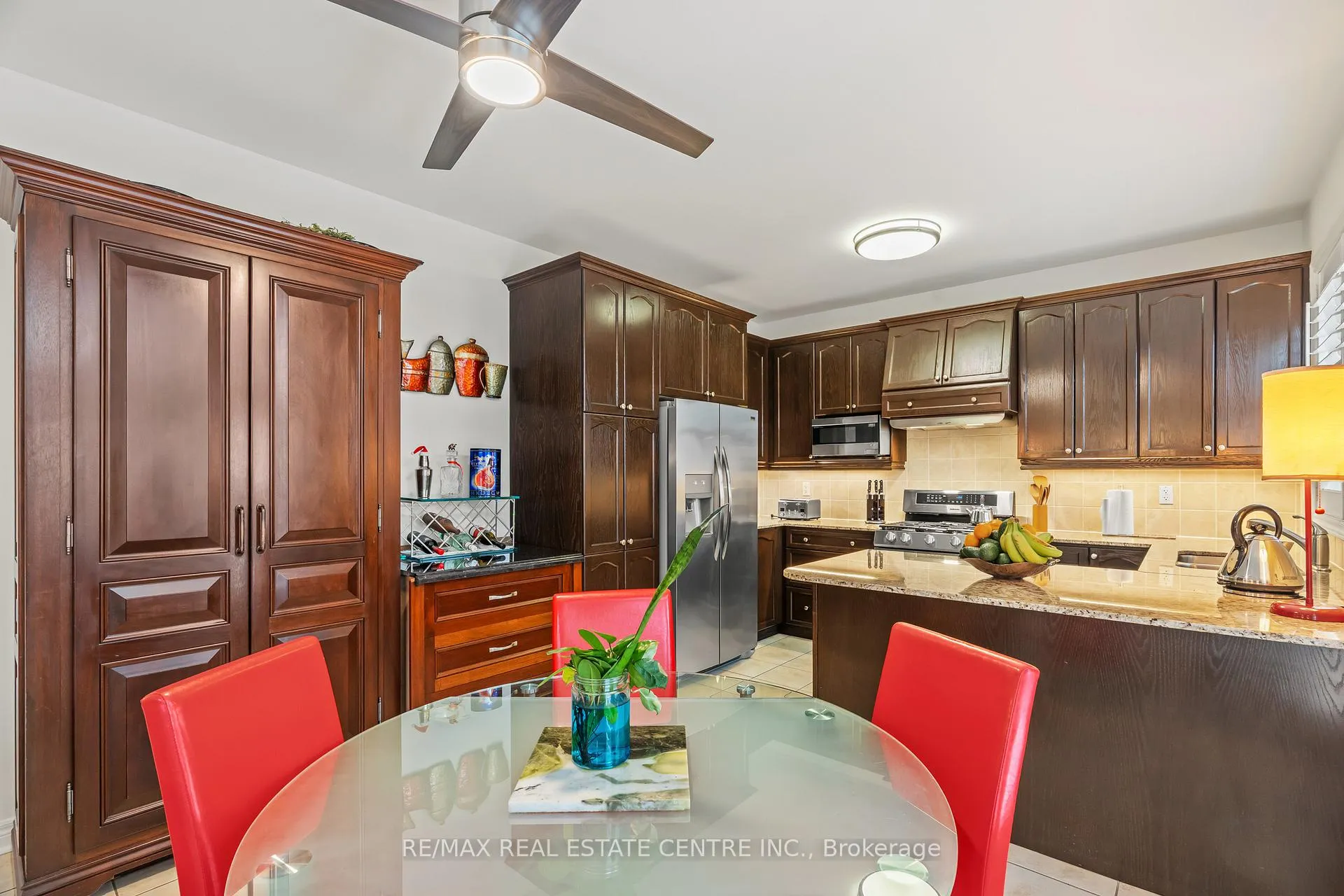 Photo 12 of 15 Helman Road, Brampton, Sandringham-Wellington — HOMEH