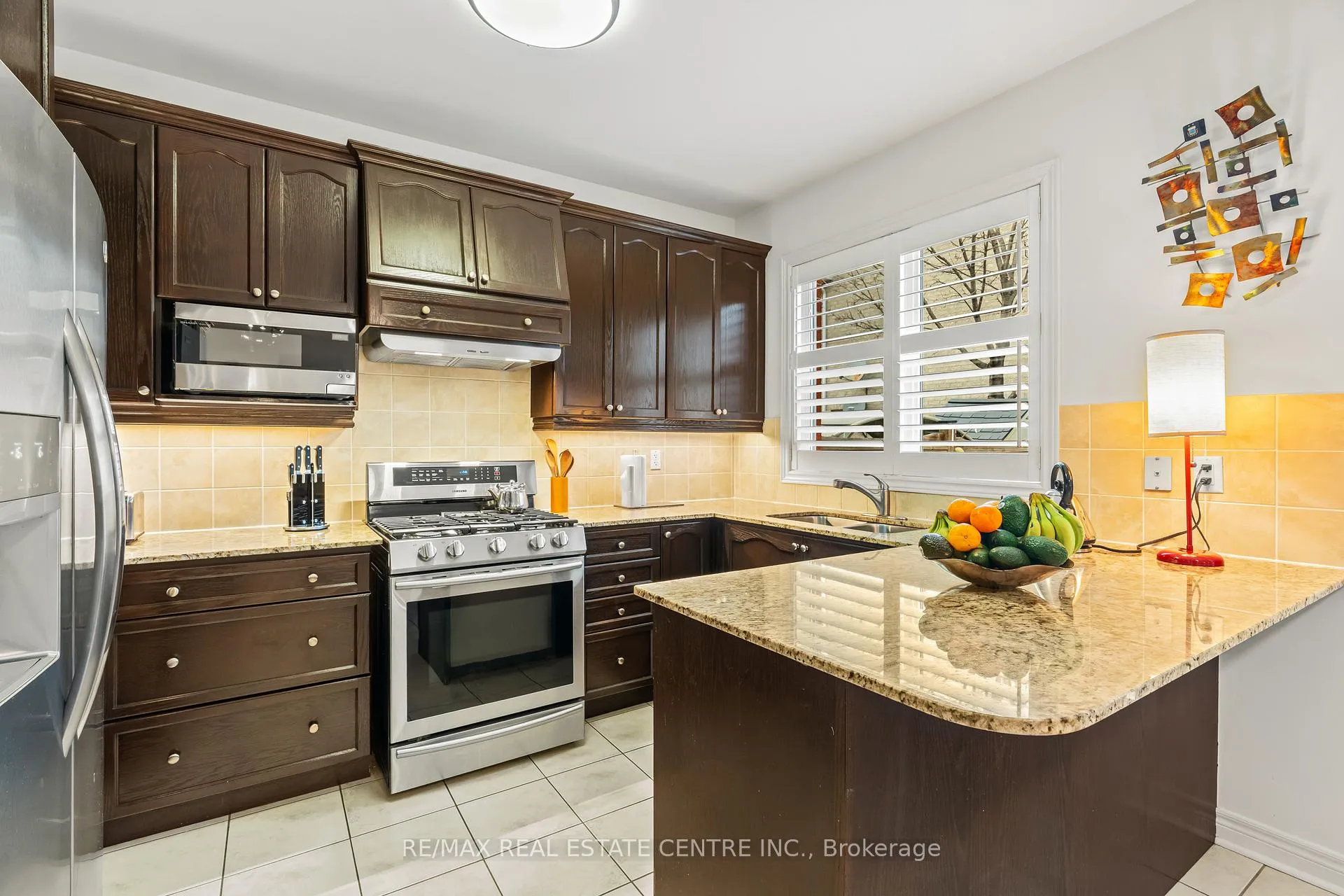 Photo 14 of 15 Helman Road, Brampton, Sandringham-Wellington — HOMEH