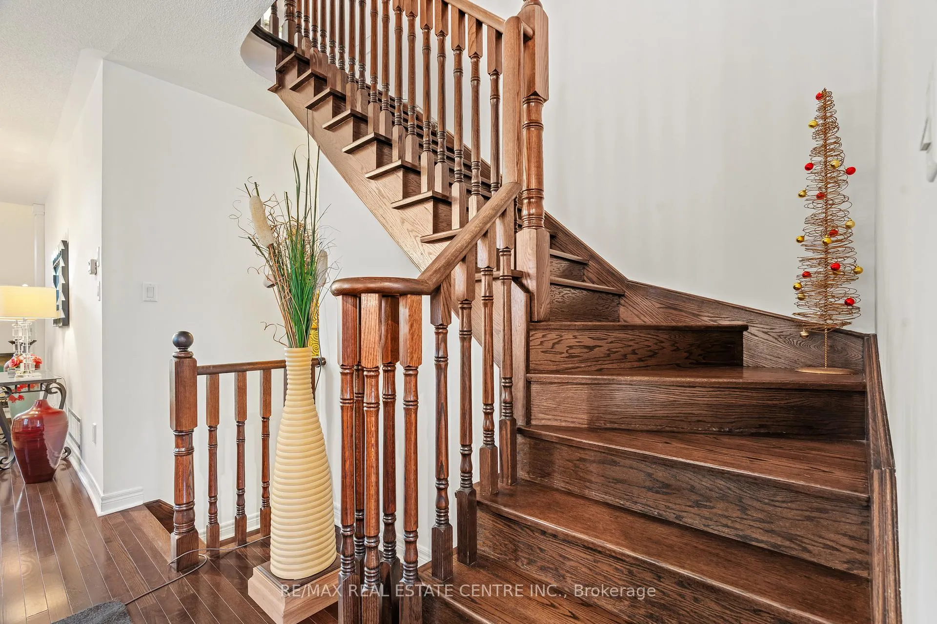 Photo 17 of 15 Helman Road, Brampton, Sandringham-Wellington — HOMEH