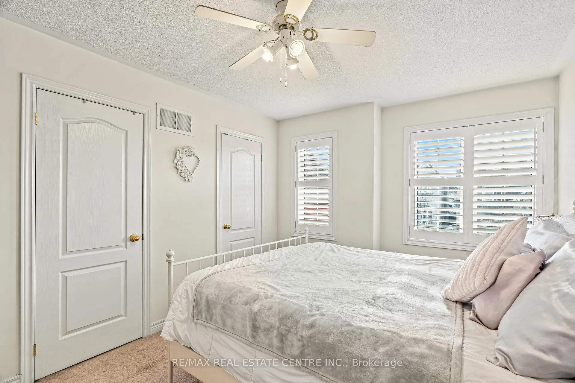 Photo 19 of 15 Helman Road, Brampton, Sandringham-Wellington — HOMEH