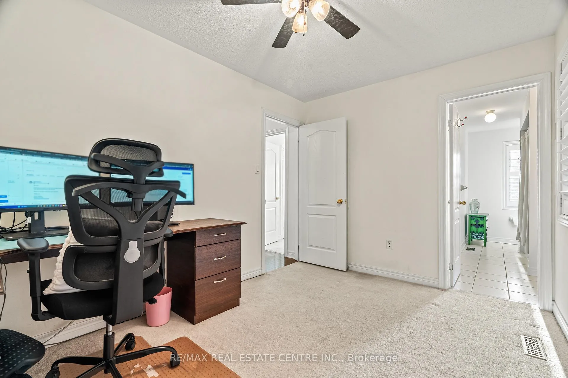 Photo 23 of 15 Helman Road, Brampton, Sandringham-Wellington — HOMEH