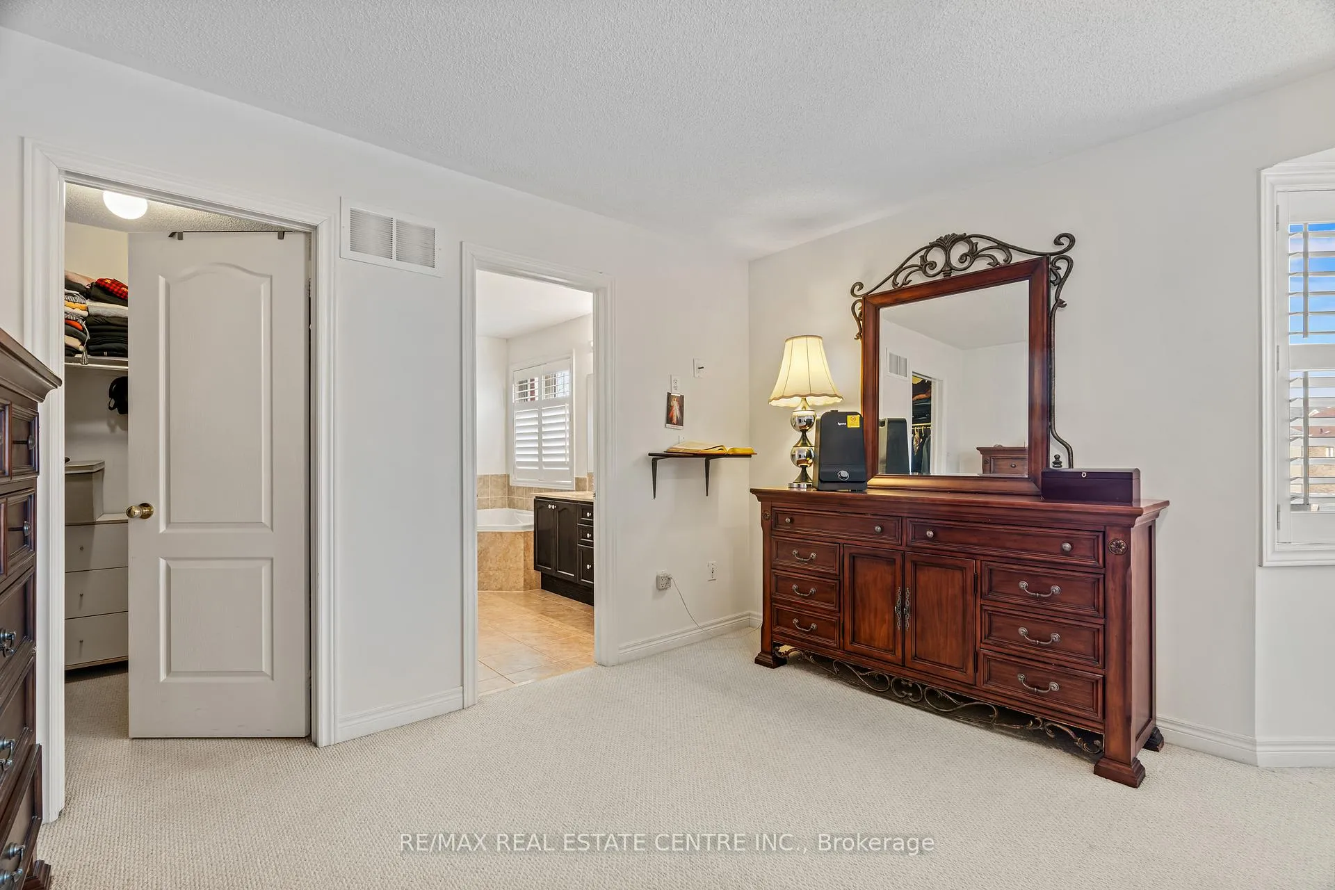 Photo 30 of 15 Helman Road, Brampton, Sandringham-Wellington — HOMEH