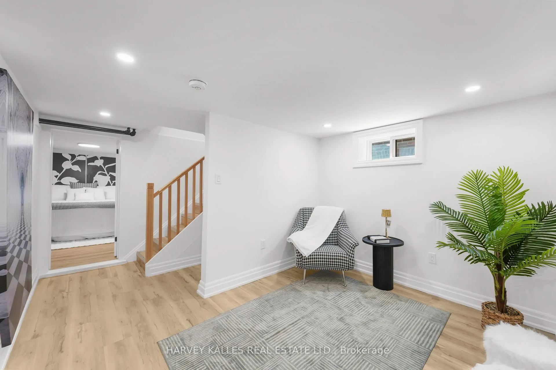 Photo 16 of 243 Northcliffe Boulevard, Toronto, Oakwood Village — HOMEH